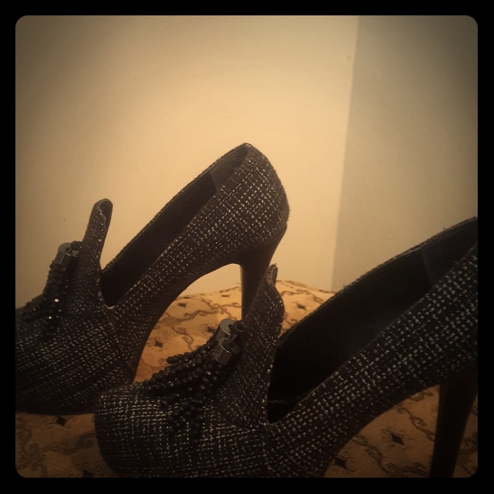 Vera Wang Shoes